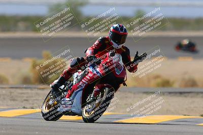 media/Oct-08-2022-SoCal Trackdays (Sat) [[1fc3beec89]]/Turn 14 (1050am)/